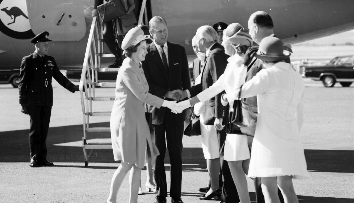 Queen Elizabeth II and Prince Philip arrive in Armidale in 1970.